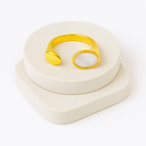 Aura Oval Mother-of-Pearl Open Ring