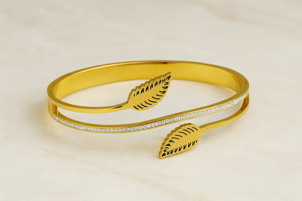 Ziwels Women’s Leaf Design Bracelet – 18K Gold Plated Stainless Steel with Crystal Accents | Anti-Tarnish, Waterproof