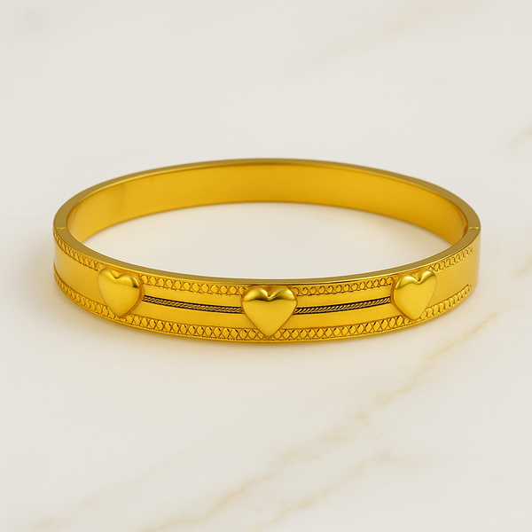 Ziwels Women’s Heart Design Bracelet – 18K Gold Plated Stainless Steel Bangle | Anti-Tarnish, Waterproof