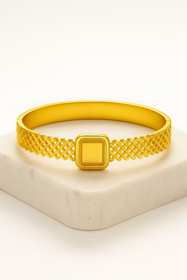 Royale Grace Diamond-Cut Bracelet