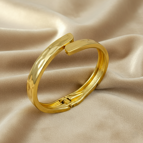 Ziwels Women’s Hammered Gold-Plated Open Bracelet | Premium Stainless Steel, Anti-Tarnish & Waterproof