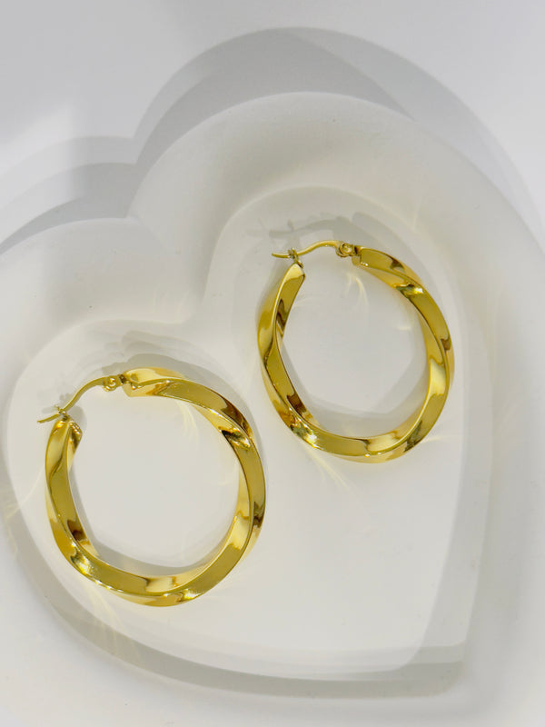 Radiant Petals – Statement Earrings
